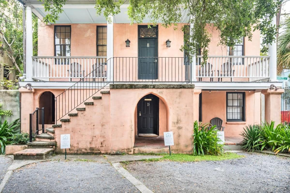 Revitalized Historical Southern Residence チャールストン エクステリア 写真
